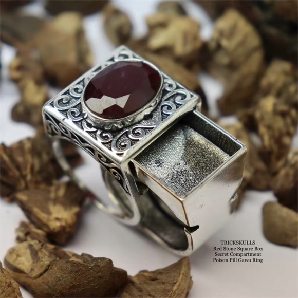 Red Stone Square Box Secret Compartment Poison Pill Gawu Ring 6 7 8 9 10 11 12 + - Picture 3 of 8